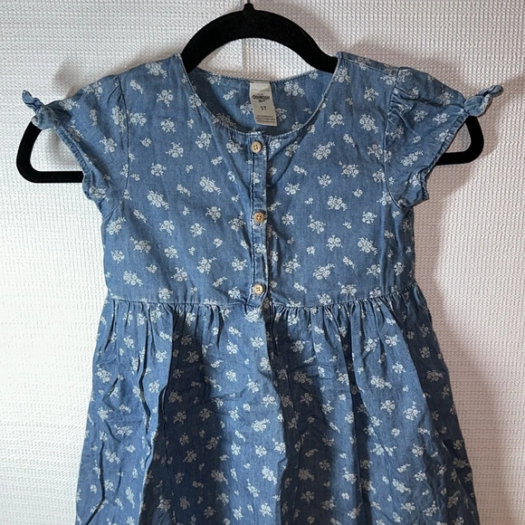 OSHKOSH BGOSH Chambray Daisy Girls Dress 5T - Picture 2 of 4